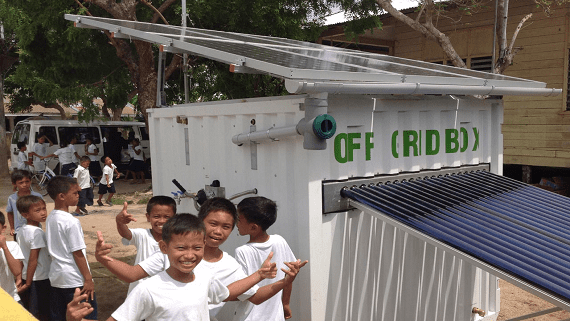 OffGridBox - установка для производства электроэнергии и питьевой воды Разработана небольшая установка вырабатывающая дешевую электроэнергию и пресную воду